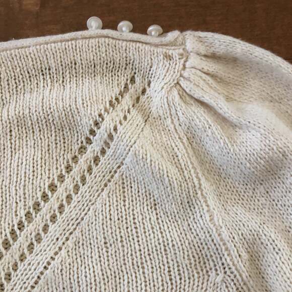 Vintage Essential cream sweater with pearl buttons silk & angora mix size medium - Picture 8 of 12